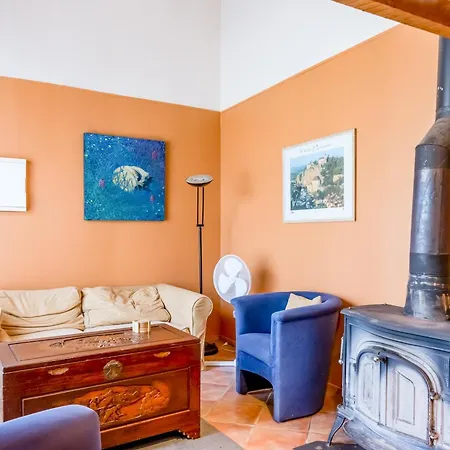 Centre Equestre Du Passe Temps Villa