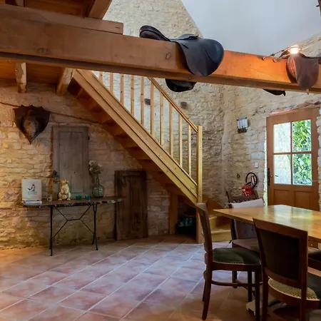 Centre Equestre Du Passe Temps Villa Dégagnac