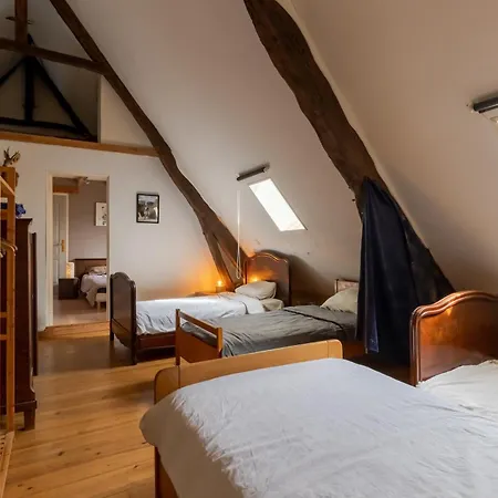 Centre Equestre Du Passe Temps Villa