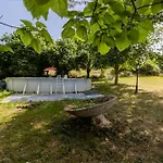 Centre Equestre Du Passe Temps Villa Dégagnac